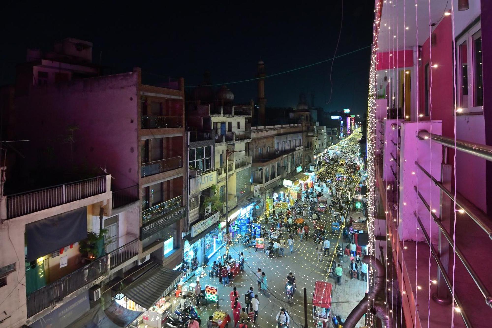 Hotel Hari Piorko Grand - 2 Min From New Delhi Railway Station Exterior photo